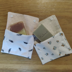 Pochette de transport à savon