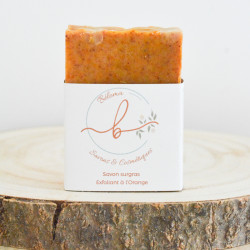 Savon surgras  saponifié à froid exfoliant parfumé à l'orange